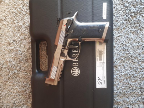 Vendo Beretta 92x perfoman seminueva de reestreno, no se ha usado ni para ipsc ni en campeonatos de precision 10