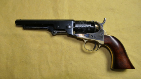 Hola a todos, está como nuevo, vendo uberti calibre 36 colt 1862 pocket, 300€ también dejo mi número de 01