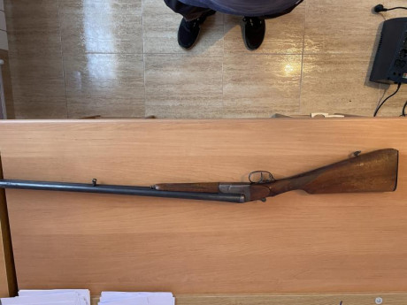 Vendo escopeta de caza marca aya, pero no sé qué modelo es, creo que es de los 50 o 60 
herencia de mi 02