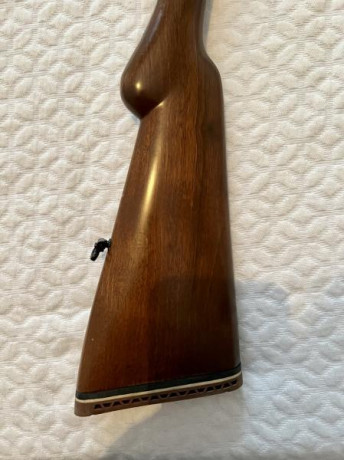 Vendo escopeta de perrillos perfectamente funcional calibre 12/60. Restaurada. Está en Asturias, 140 euros.
 01