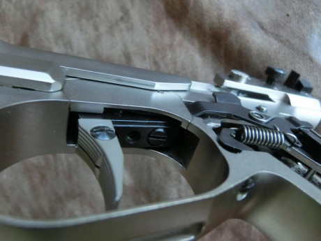 Vendo pistola Feinwerkbau AW93 calibre .22lr
Se puede ver la pistola en Paiporta / Valencia.
La pistola 12