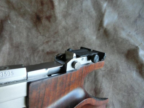 Vendo pistola Feinwerkbau AW93 calibre .22lr
Se puede ver la pistola en Paiporta / Valencia.
La pistola 21