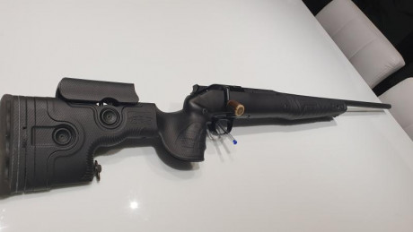 Muy buenas senores, me vendo este blaser R 8 en calibre 300winchester magnum con cargador extraible y 10