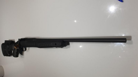 Muy buenas senores, me vendo este blaser R 8 en calibre 300winchester magnum con cargador extraible y 32