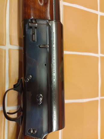 Vendo escopeta auto 5 en calibre 16 en muy buen estado de conservación funcionando a la perfección. 350 00