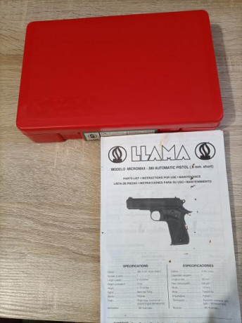 En venta dos cargadores de pistola Llama modelo  Micromax calibre 9 corto (380 auto) junto a la caja y 01