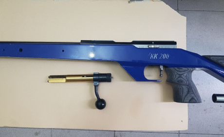Vendo WALTHER KKM 200 (22lr) impoluta y con tubo seleccionado por abandono de modalidad por 1300€ transporte 32