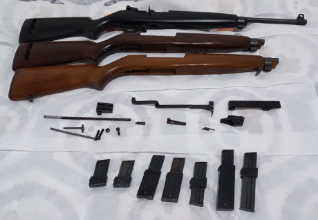     ***Vendida, gracias a todos por el interés***    

Vendo carabina Erma M1, cal. 22 LR, con tres culatas, 01