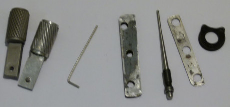La vendo por no usarla. Sólo la usé con el kit del 9 y poco.
Un cargador de 20 balas para el .38 ó 9mm. 00