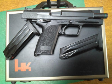Hola. Un compañero del club vende esta pistola con menos de 50 disparos (literal). Está en Cartagena, 01