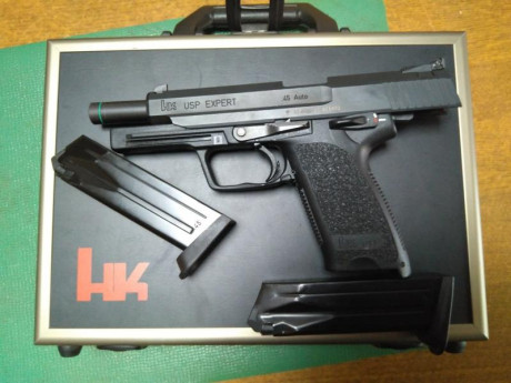 Hola. Un compañero del club vende esta pistola con menos de 50 disparos (literal). Está en Cartagena, 00