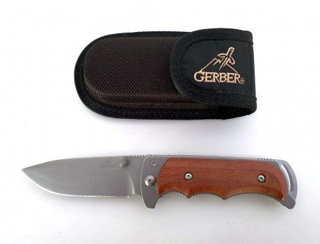 GERBER FREEMAN G059: Cuchillo plegable Gerber. De mango ligero con gran agarre 45€

CAMILLUS KNIFE SURVIVAL 02