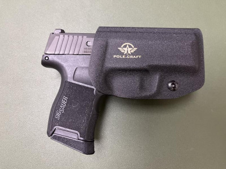 no encuentro micha variedad en cuanto a fundas para la sig p365.
Busco una funda interior rigida de cuero 71