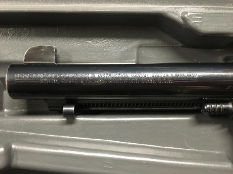 ***VENDIDO*** Se vende revólver Ruger Vaquero en calibre .45 LC.  
Acabado jaspeado.
Cañón de cinco pulgadas 12
