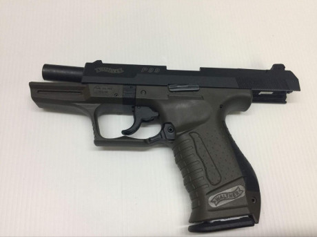 Buenas vendo Walther p99 comprada en una armería de Toledo, el arma está guiada en A y está en buen estado, 02