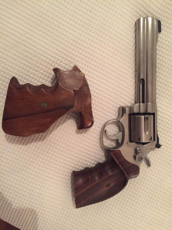 Buenos días, vendo revólver S.y W. 686 de 6” de cañón, Target Champion en estado inmejorable, solo usado 01