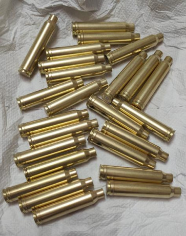Vendo 120 vainas del 8x68 S limpias de primer tiro, con piston y cajas originales.
70 RWS y 50 NORMA, 12
