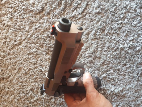 Vendo Beretta 92x perfoman seminueva de reestreno, no se ha usado ni para ipsc ni en campeonatos de precision 42