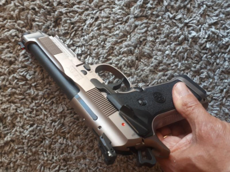 Vendo Beretta 92x perfoman seminueva de reestreno, no se ha usado ni para ipsc ni en campeonatos de precision 41