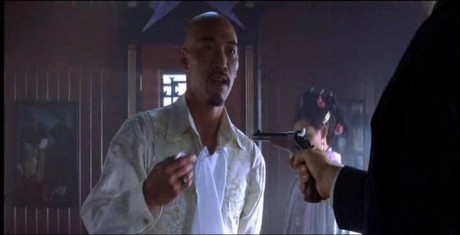 Compañeros,

En vista de las ganas de algunos (Elcafe, Wilcow, Vrakk, etc) por adivinar armas de películas 50