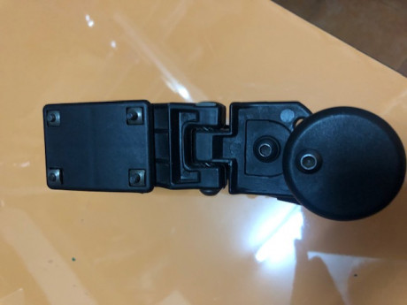 Vendo esta funda ipsc GHOST para la pistola Sig Sauer P226 XFIVE. 70 euros portes incluidos. 02