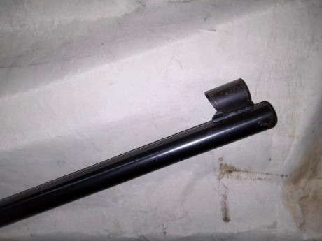 Hola, pongo a la venta una carabina Krico semiautomatica del calibre 22 LR 
la carabina es de un buen 61