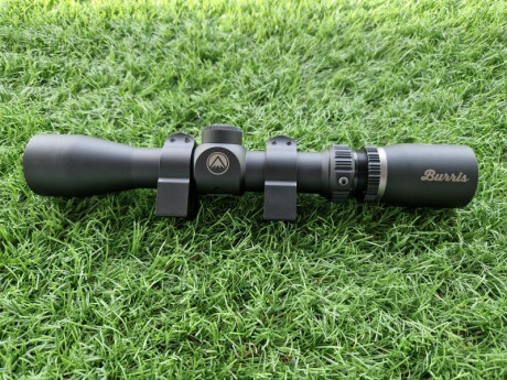 VENDIDO - Vendo Burris Scout 2-7 aumentos x 32mm con ajuste de caída en la retícula.
El precio con las 01