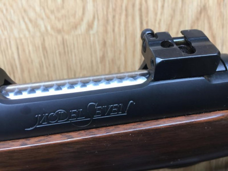 Vendo Remington Seven CDL, en estado impecable, en madera con puntal de ébano, en calibre 7.08 Remington, 02