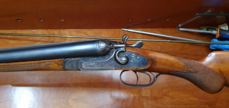 Vendo Escopeta Paralela Marca ZH (Zabala Hermanos) Cal 12,  Cañón de 71cm, 3 y 1 estrella, de Martillos/Perrillos, 01