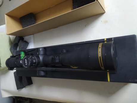 Se vende en perfecto estado junto con anillas warne tactical y burbuja de nivel Vortex. Tubo de 30. Esta 20