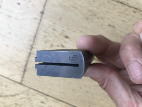 Se vende contrapeso de 270gr para Hammerli Internacional o 208.Está en Barcelona.95€ más lis portes si 01