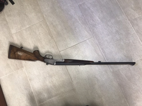 Buenos días, 

Hace tiempo que no entraba en el foro pero en esta ocasionó es para vender un rifle Heym 01