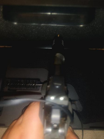 Vendo pistola NORINCO 1911 A1 SPORT SPEEDY SLIDE en CAL 45 ACP.
Está como nueva, tendrá unos 100 disparos. 00