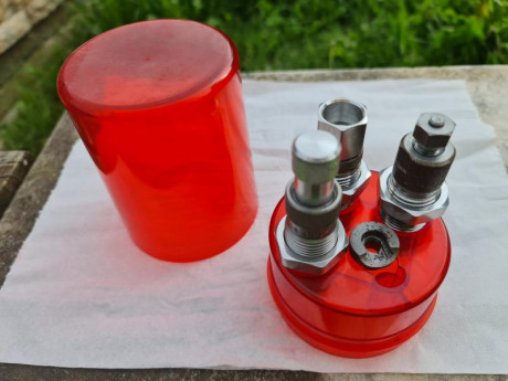 Se venden dies lee, calibres 357 magnum / 38 special, en perfecto estado. 40€. Estan en Asturias.

Dejo 01