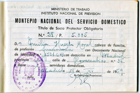  EN RECUERDO Y HOMENAJE A LOS QUE YA NO ESTÁN. 

Si pones en  GOOGLE   PASAPORTES EN LA MEMORIA  da igual 151