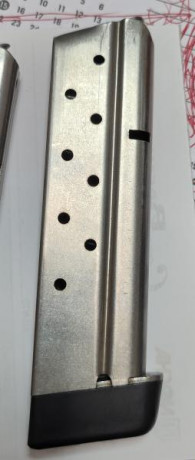 Vendo 2 cargadores 1911 del 9 Para. Y 1 del 38 Super, de 9 disparos.
- 1 del 9 Para. Mac-Gar inox, 25€.
- 10