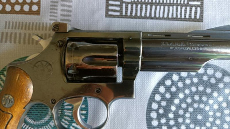 VENDIDO*** SE PUEDE CERRAR, compañeros.

Pues como dice el título Vendo un revolver marca Llama modelo 12
