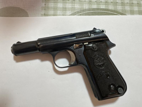 Buenas tardes, vendo Astra falcon F4000, calibre 9 corto, impoluta, con dos cargadores y funda, 150 euros, 02