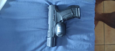 Vendo arma walther p99 en perfecto estado muy poco uso. Dos cargadores. Precio 250 euros 22