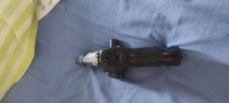 Vendo arma walther p99 en perfecto estado muy poco uso. Dos cargadores. Precio 250 euros 21