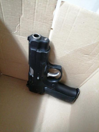 Que tal, por necesidades, vendo o cambio cz75 compact 9para Guida en A, pero da las medidas en f
Regalo 01