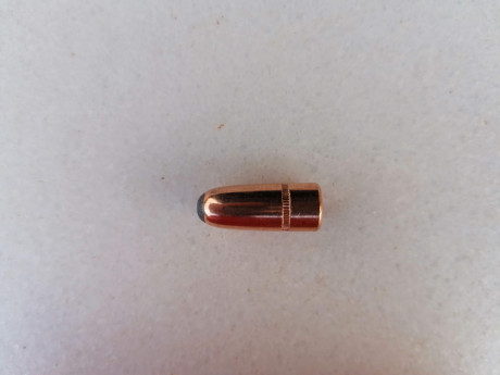 En venta una caja de puntas Hornady Interlock, tipo RN. 200 gr. Precio 50 euros más envío. REBAJADO  a 01