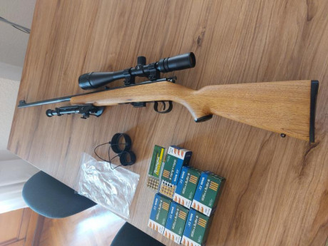 Carabina Norinco calibre 22 magnum JW23.
Maderas al aceite.
Incluyo visor Tasco Varmint 6-24x42 con retícula 02