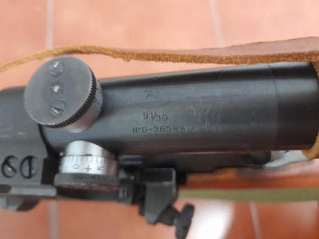 Vendo rifle mosin nagant modelo 91/30 con una mira PU original montada. Tiene unos agujeros hechos para 10