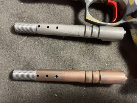 Se vende CZ czechmate del 9x19, pintada en cerakote camuflaje urban gold en armeria casapuntos ,con 3 01