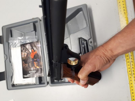 Pongo en venta esta pistola Browning calibre 22 prácticamente sin uso obtenida en un cambio reciente con 02