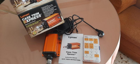 Por no usar vendo Trimmer eléctrico.
Funciona a 220 v. 
Apenas usado. 

Precio: 135 € portes incluidos 01