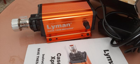 Por no usar vendo Trimmer eléctrico.
Funciona a 220 v. 
Apenas usado. 

Precio: 135 € portes incluidos 11