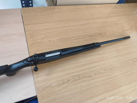 Hola buenas, pongo en venta mi berga b14 sintético cal 300 , apenas ha tirado una caja, lo vendo con las 02