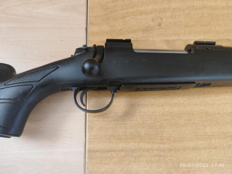 Hola buenas, pongo en venta mi berga b14 sintético cal 300 , apenas ha tirado una caja, lo vendo con las 00